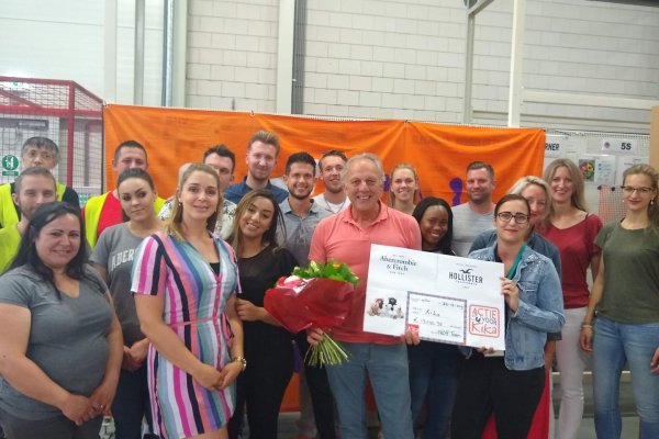 cheque abercrombie fitch kika 